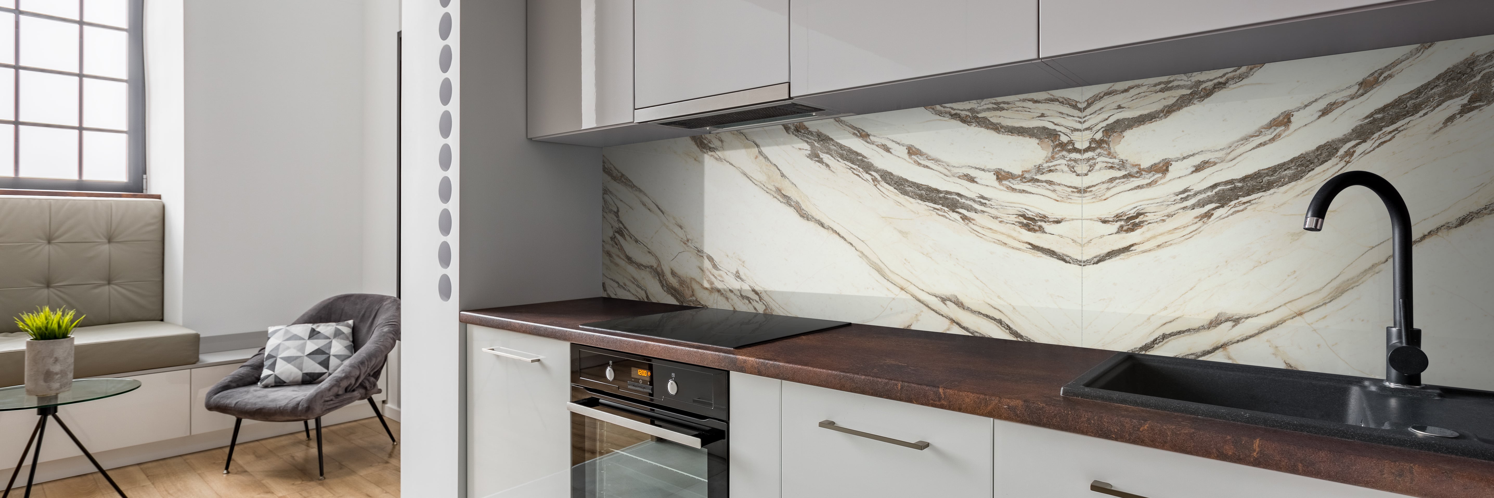 JEM 48x110 Polished Porcelain Tile in Symphony Red Bookmatch A