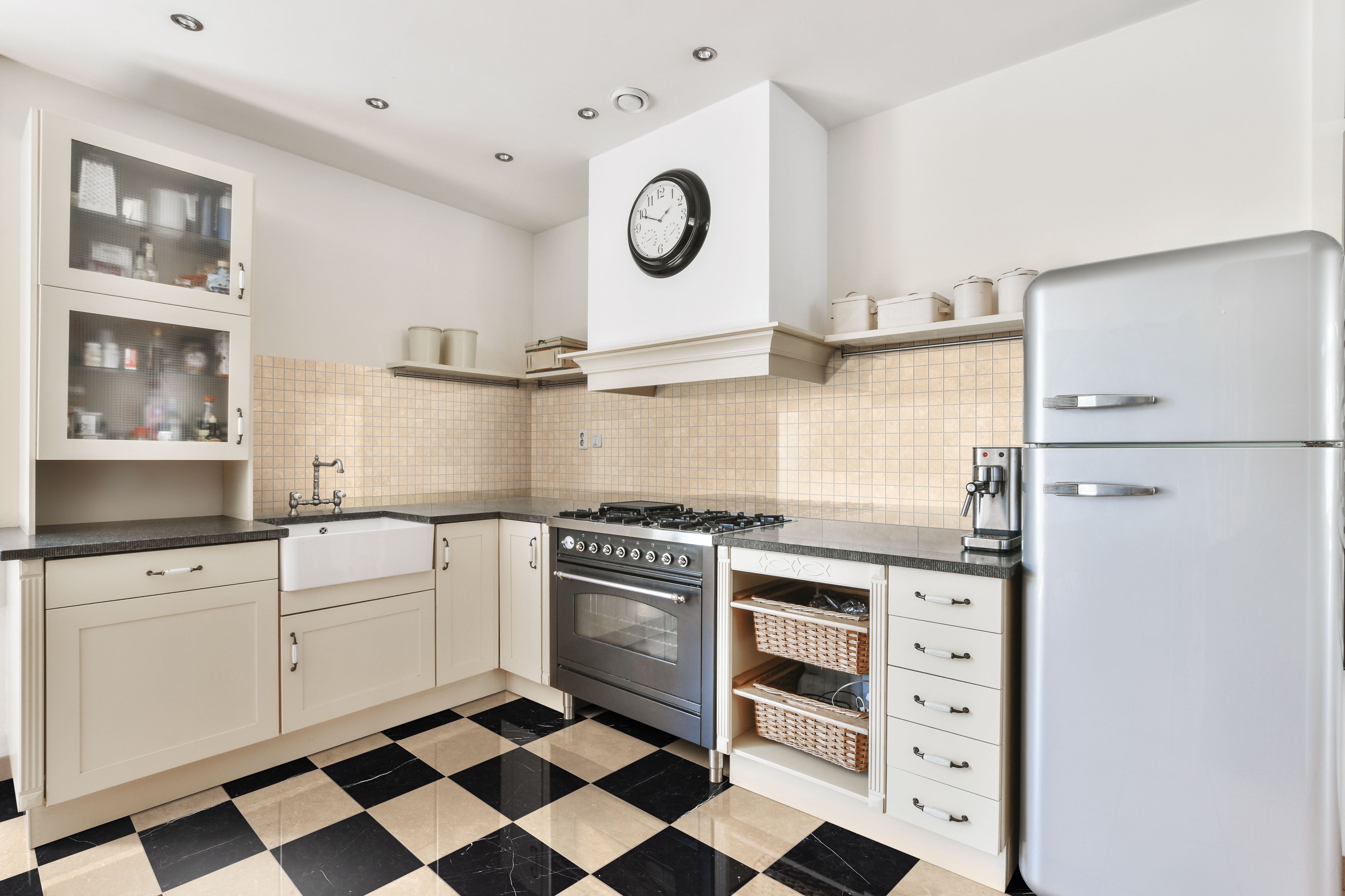 Luxury 12x12 Matte Porcelain Tile in Marfil