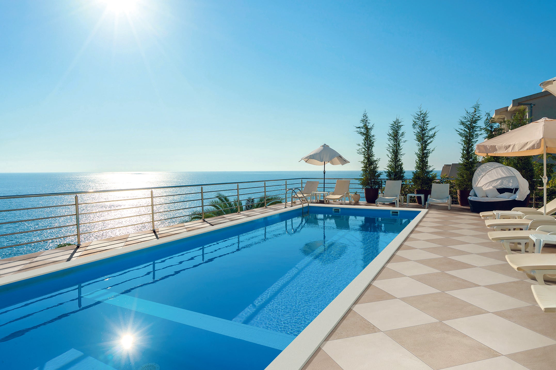 Imprint 24x24 Grip Porcelain 2CM Paver Tile in Intaglio Kaolin