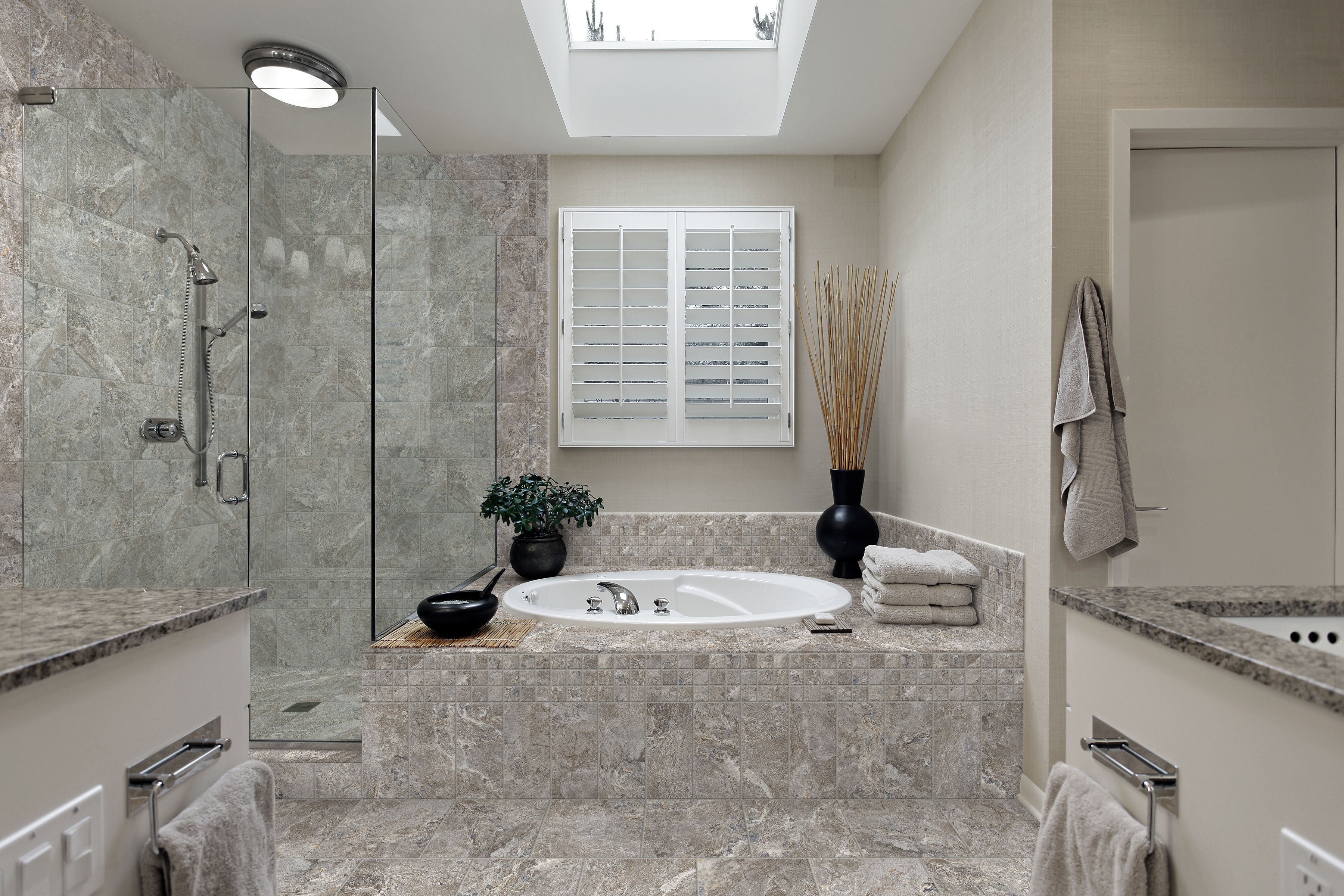 Porphid Stone 2x2 Porcelain Mesh Mosaic in White